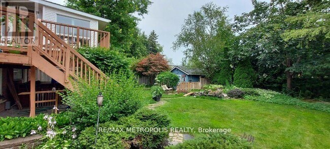 Photo du bâtiment - 90 Beswick Dr