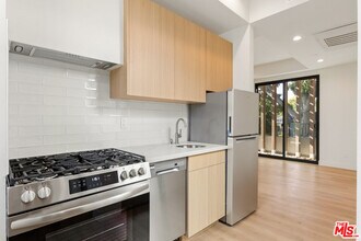 Building Photo - 2847 Marsh St