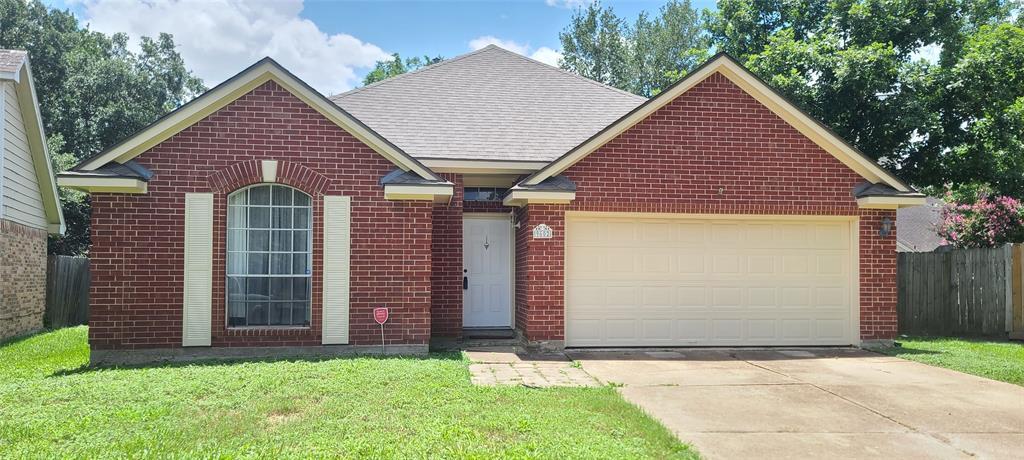 Foto principal - 9602 Meadowchase Ct