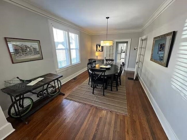 Foto del edificio - 2164 Court Ave