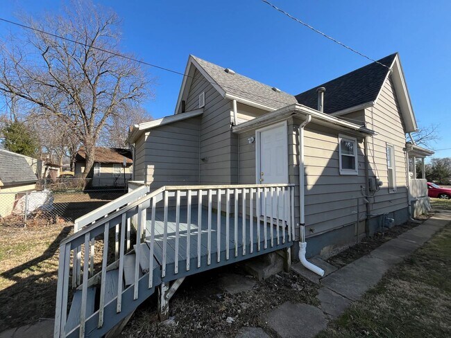 Foto del edificio - 2207 Sherman Ave