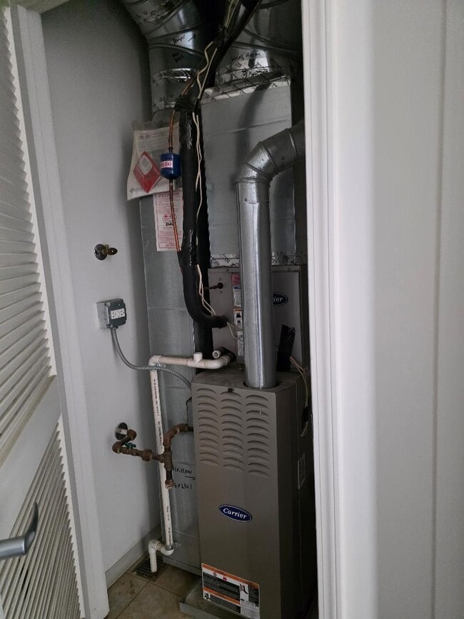 Foto del edificio - 3522 S State St