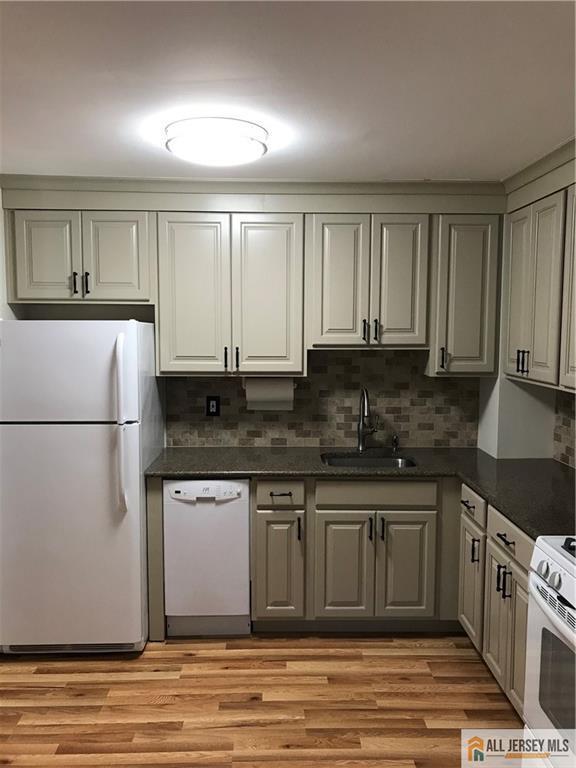 Building Photo - 819 Cricket Ln