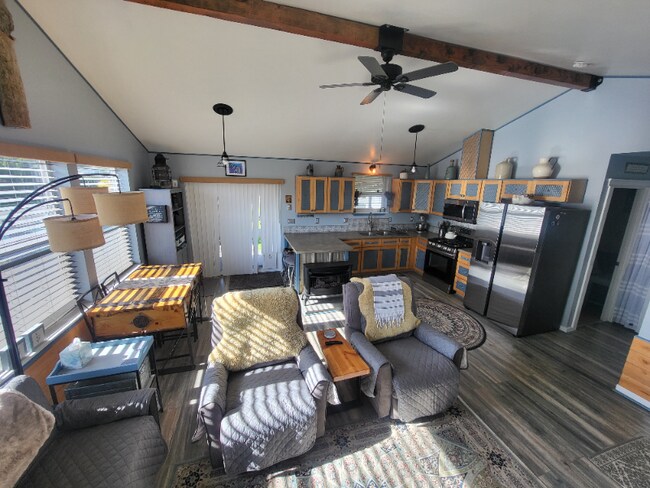 Foto del edificio - 7305 Jackson Rd