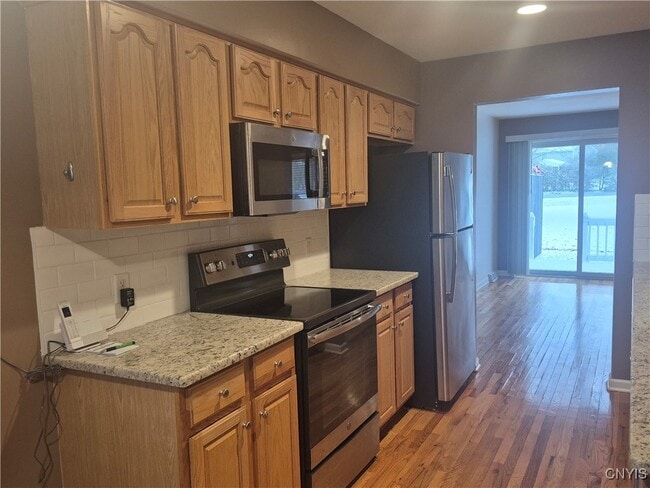 Building Photo - 100 Midlake Cir