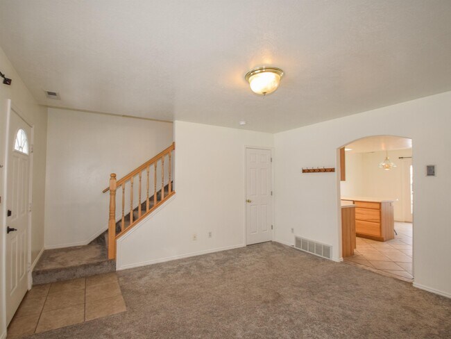 Building Photo - 105 Penhurst Pl