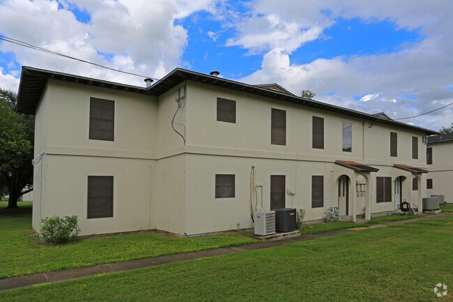 Foto del edificio - Kingsville Pointe