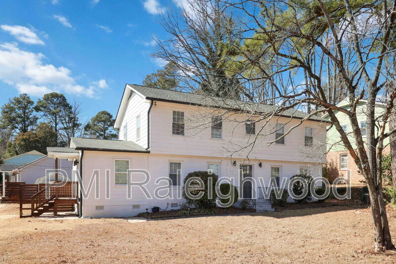 322 E Millbrook Rd, Raleigh, NC 27609 - House Rental in Raleigh, NC ...