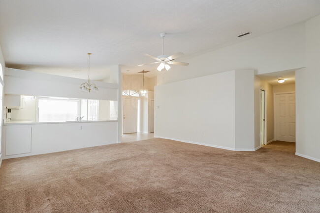 Building Photo - 10821 New Brighton Ct