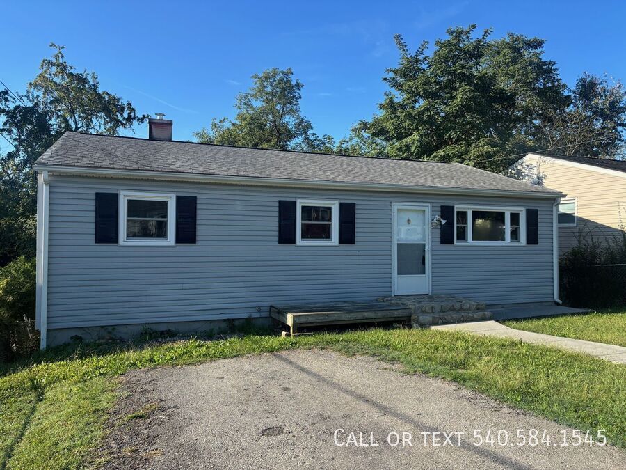 Foto principal - 4230 Moomaw Ave NW