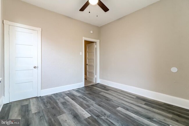 Building Photo - 2025 S 57th St