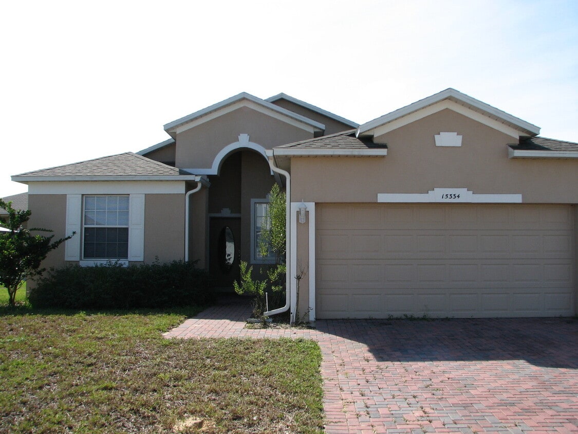 Primary Photo - Great clean 3 bed/ 2 bath home In Tradd's ...