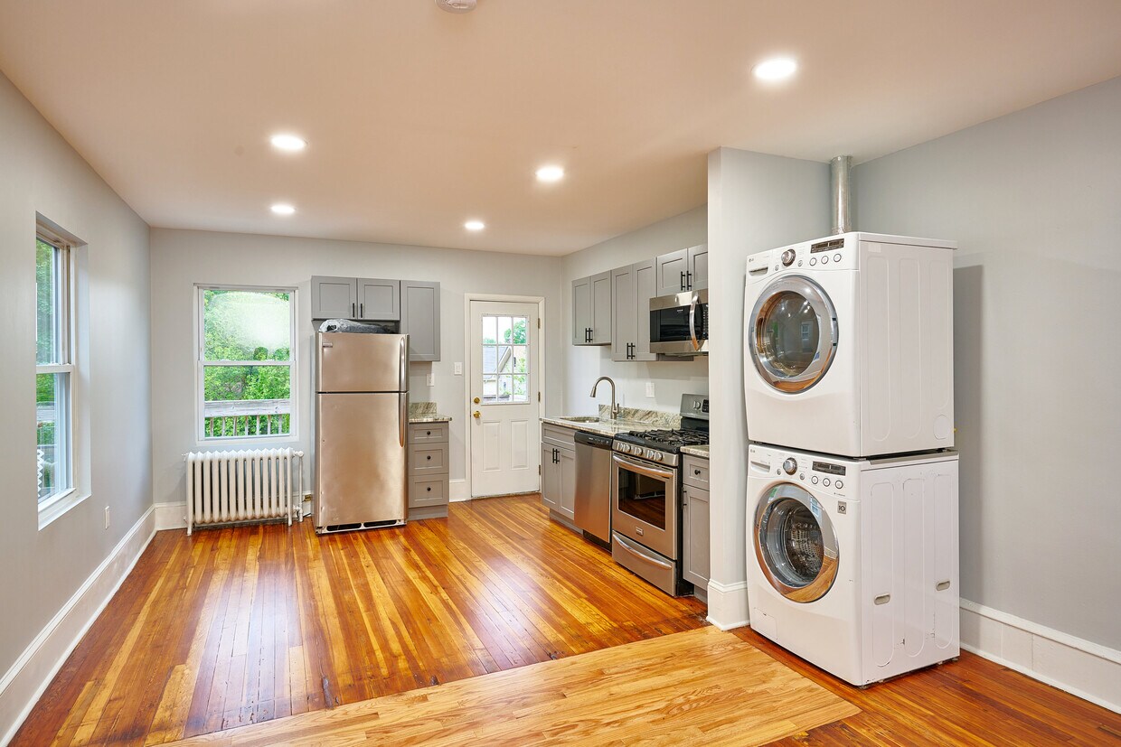 Kitchen - 519 White Horse Pike