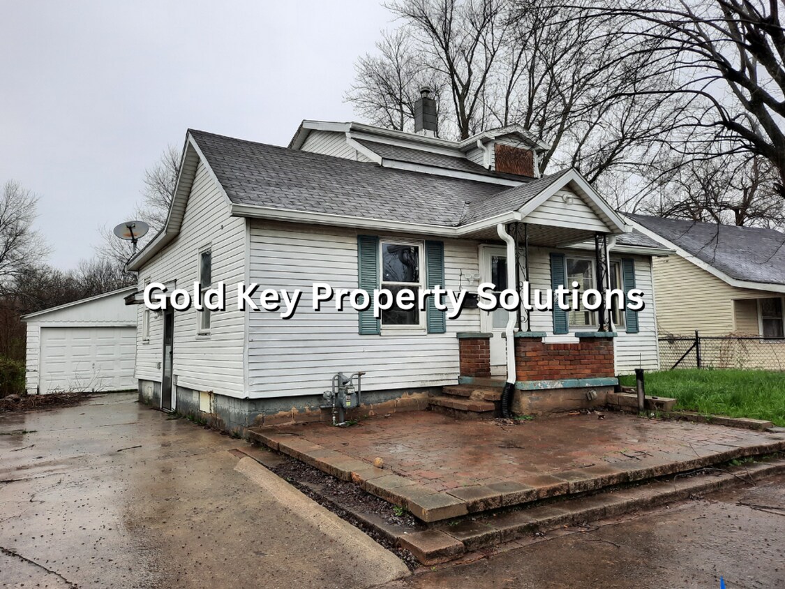 Foto principal - All Electric 3 BR 1 BA House with Garage, ...