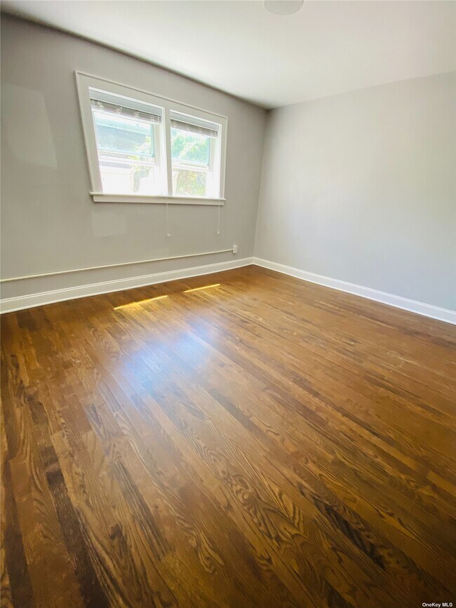 Foto del edificio - 196-44 45th Dr