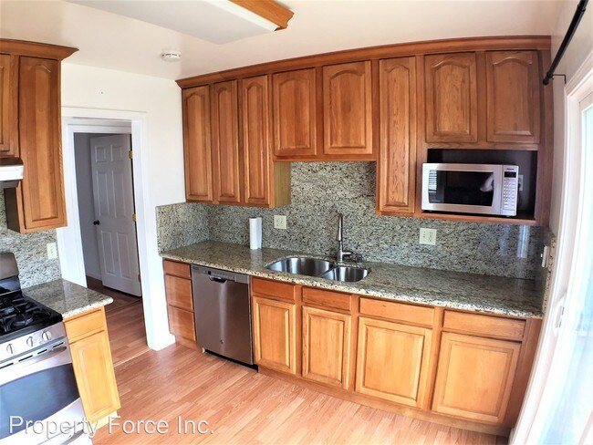 Foto del edificio - 3 br, 1 bath House - 889 Arguello Blvd