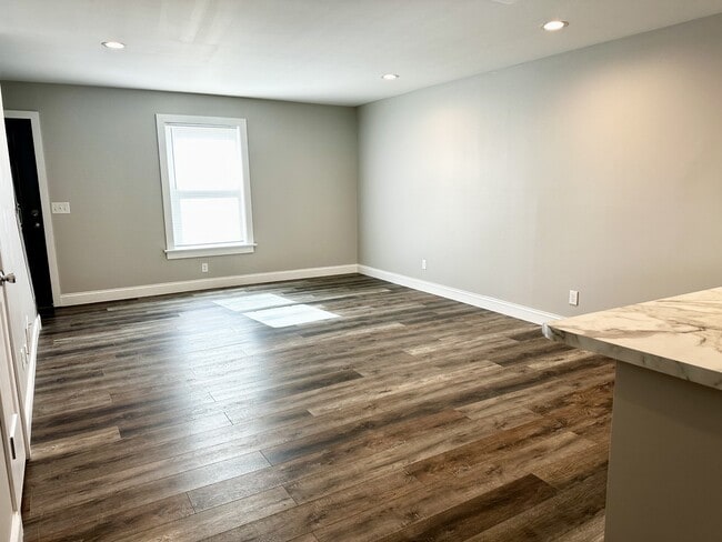 Building Photo - 1111 Columbus Cir