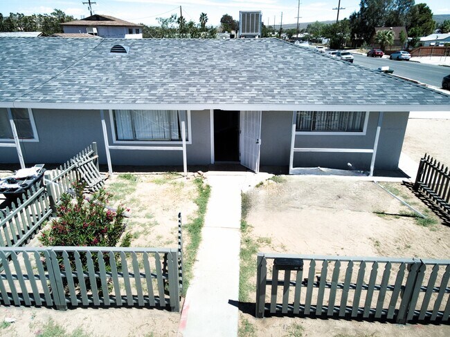 Foto del edificio - 238 S Warner St