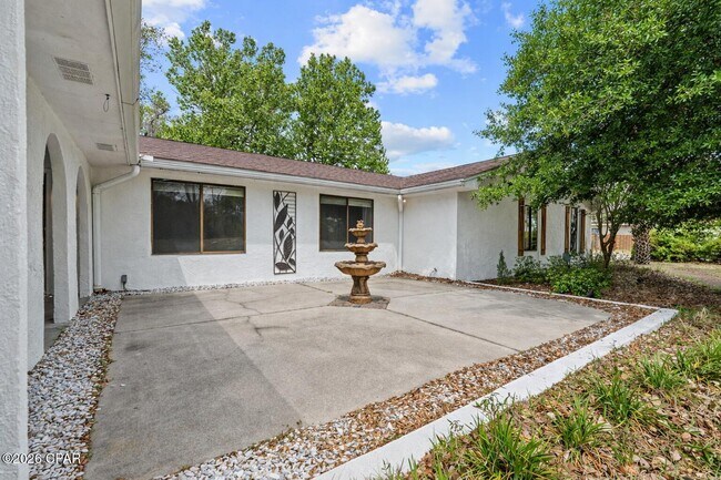 Foto del edificio - 2194 Briawood Cir