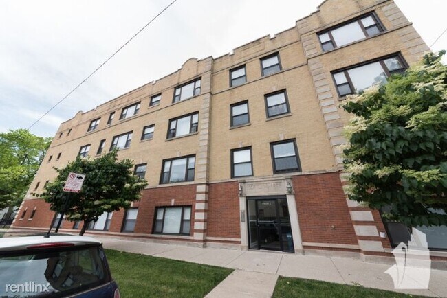 Foto del edificio - 1912 N Washtenaw Ave