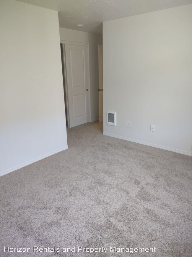 Building Photo - 2 br, 1 bath House - 51568 Stillwell St. U...