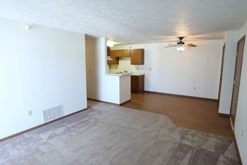 Building Photo - 649 Parkwild Dr
