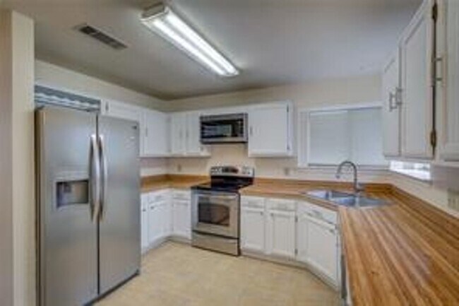 Foto del edificio - Adorable home in Rowlett, Location in Great Location!