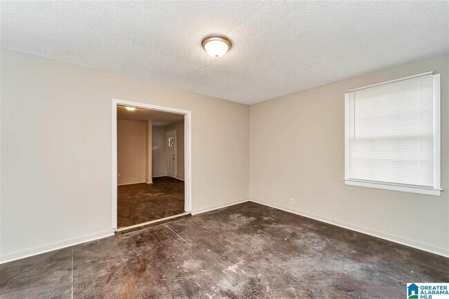 Building Photo - 224 Poplar Trail