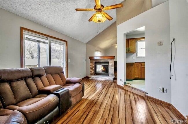 Foto del edificio - 228 Pine St