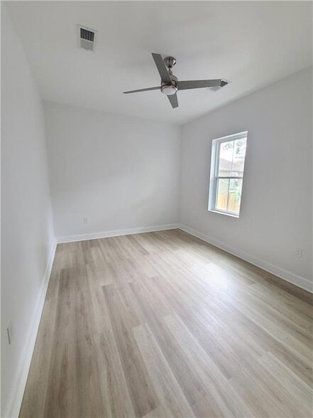 Foto del edificio - 4506 Elba St