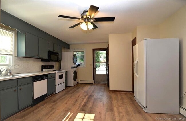 Building Photo - 56 Mozart St