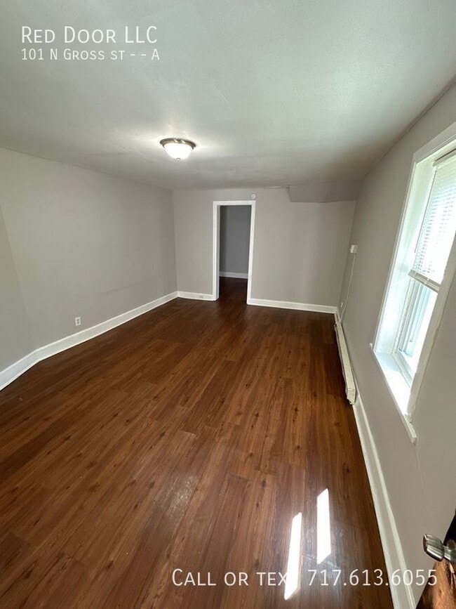 Building Photo - 101 N Gross St