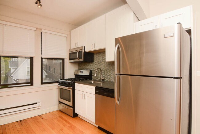 Foto del edificio - 2324 N Rockwell St