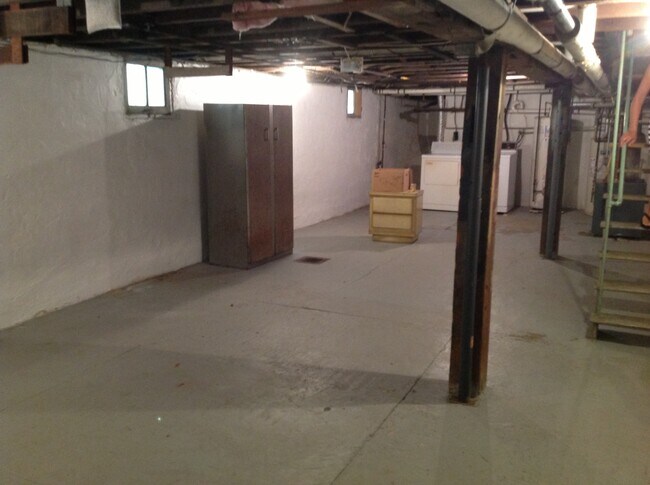 Foto del edificio - 228 Shafer Ave