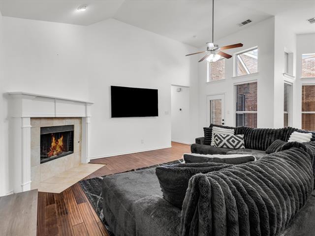 Building Photo - 3107 Willowdale Dr