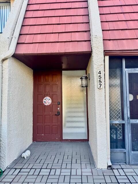 Primary Photo - 4557 Luxemburg Ct