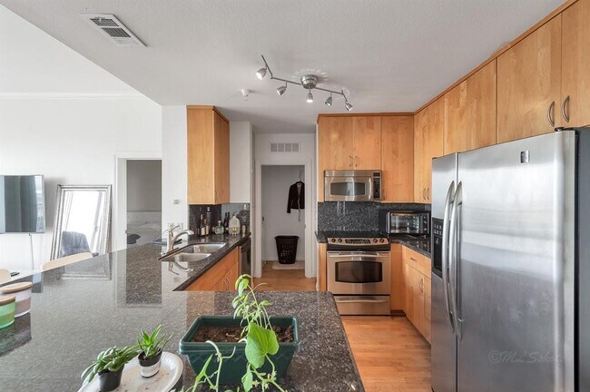 Foto del edificio - 3505 Sage Rd