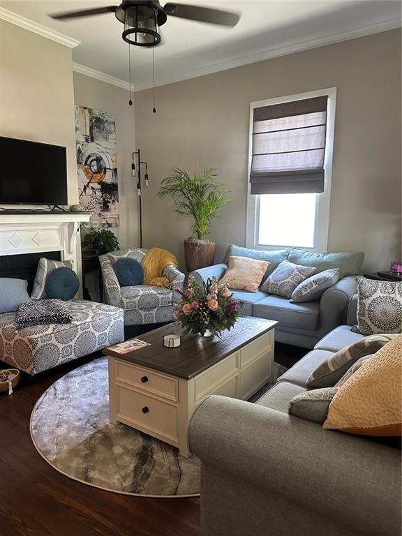 Foto del edificio - 46 Akron St