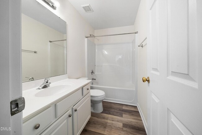 Foto del edificio - 1122 Chenille Dr