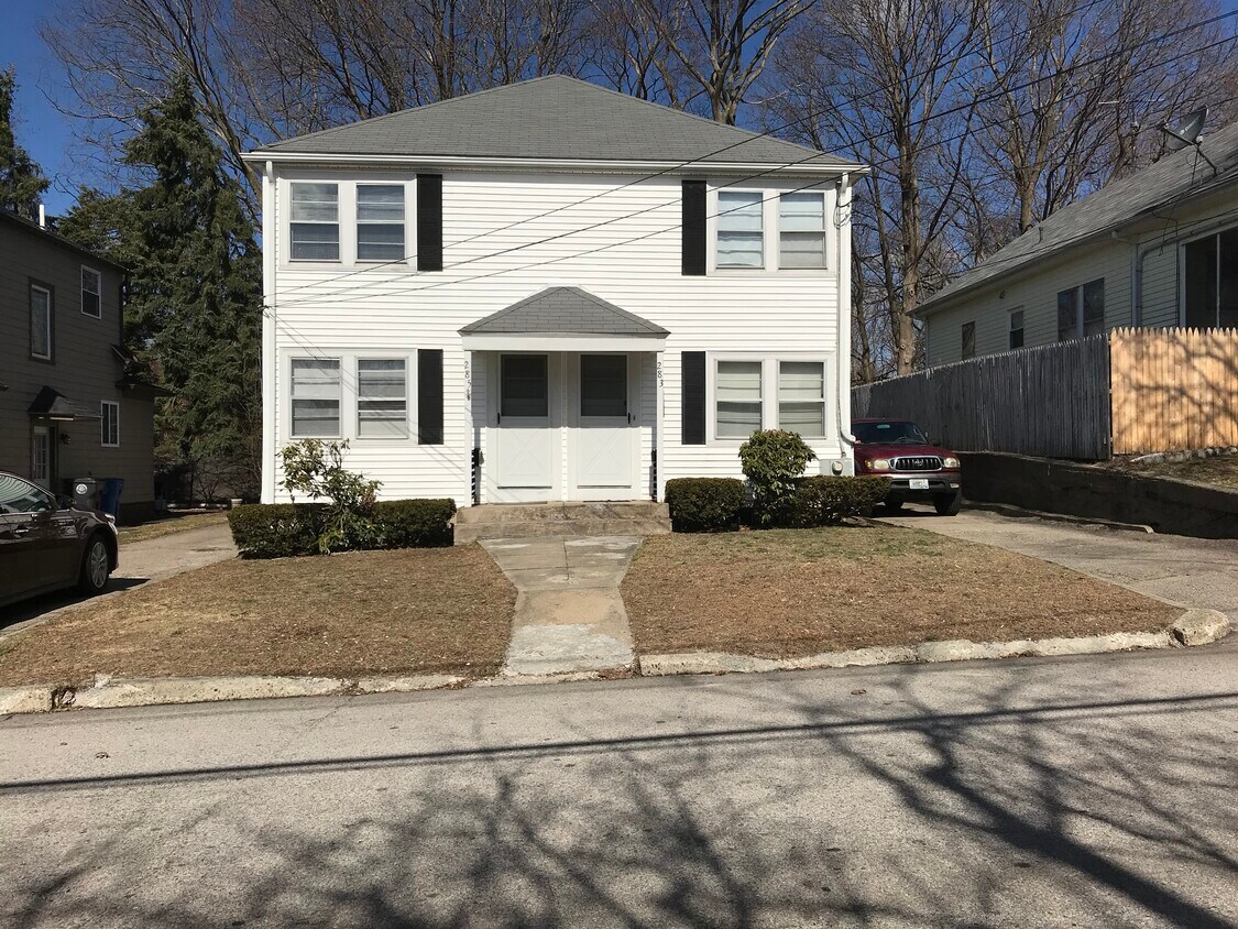 285 Knollwood Ave Unit 285, Cranston, RI 02910 Apartments in Cranston
