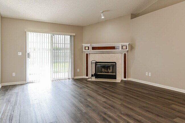 Building Photo - 4758 Cumberland Station Ct