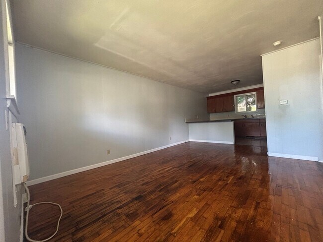 Foto del edificio - Available now 2 bedroom 1 bath apartment