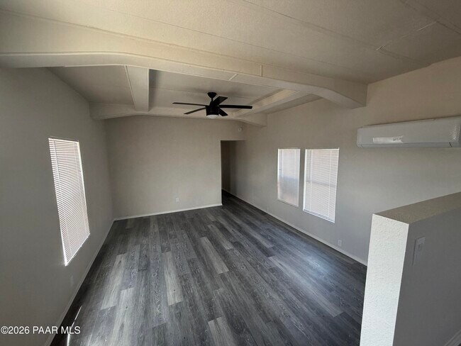 Building Photo - 8210 W Emerson Dr
