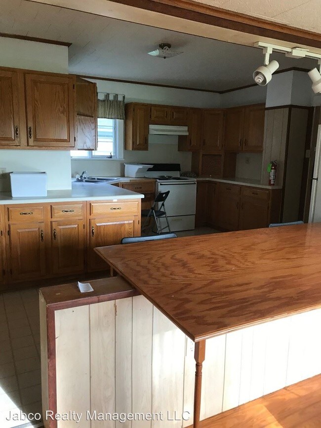 Foto del edificio - 3 br, 1.5 bath House - 840 Blanchard Street