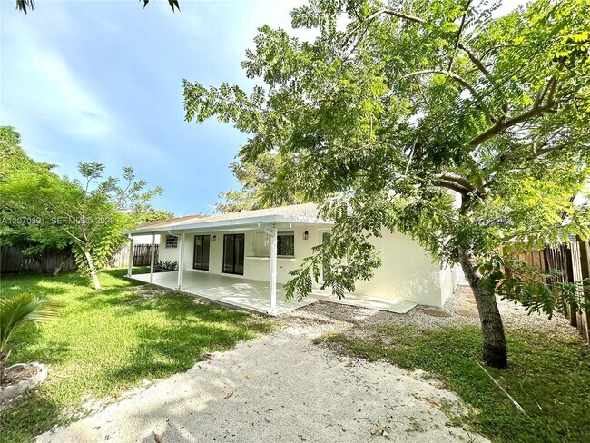 Foto del edificio - 13971 SW 112th St