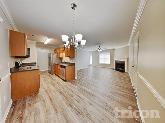 Building Photo - 3929 Garden Creek Dr