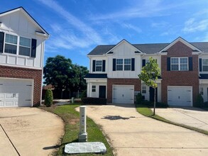 Building Photo - 810 Benelli Ln