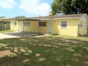 Building Photo - 3008 25th St W