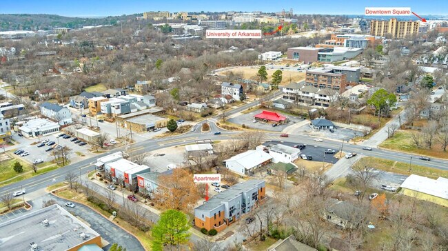 Building Photo - 465 S Locust Ave