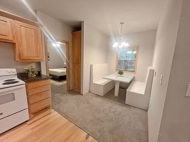 Building Photo - Historic Charm Meets Modern Living!